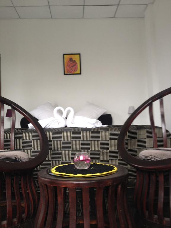 Friends Guesthouse Kudapaduwa Buitenkant foto