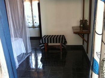 Friends Guesthouse Kudapaduwa Buitenkant foto